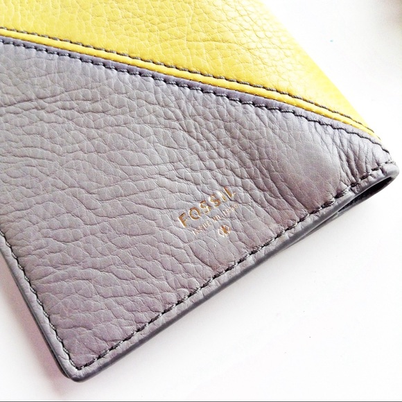 Fossil Color Block Wallet NWT - Picture 4 of 4